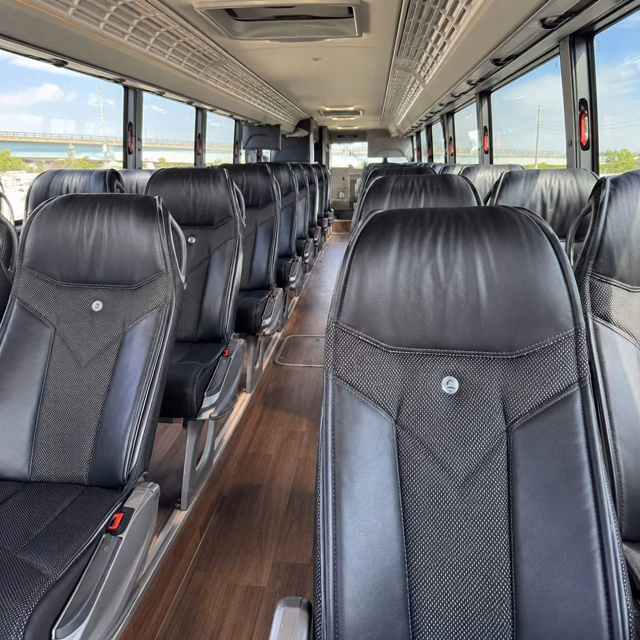 charter buses for delaware state capitol and history district field trips