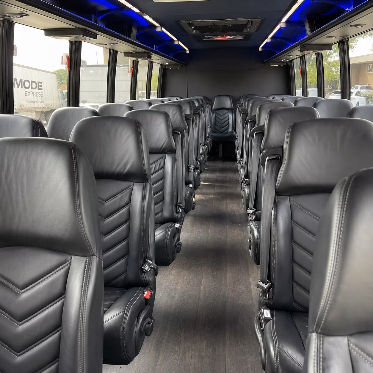 charter buses for group wine tours to nassau valley vineyards and beyond