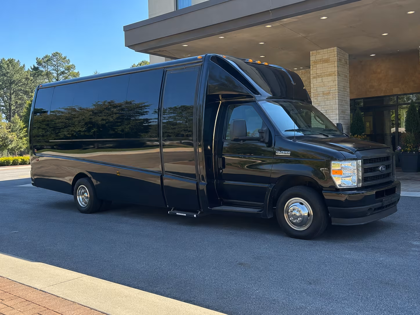 concert transportation buses for groups heading to baltimore