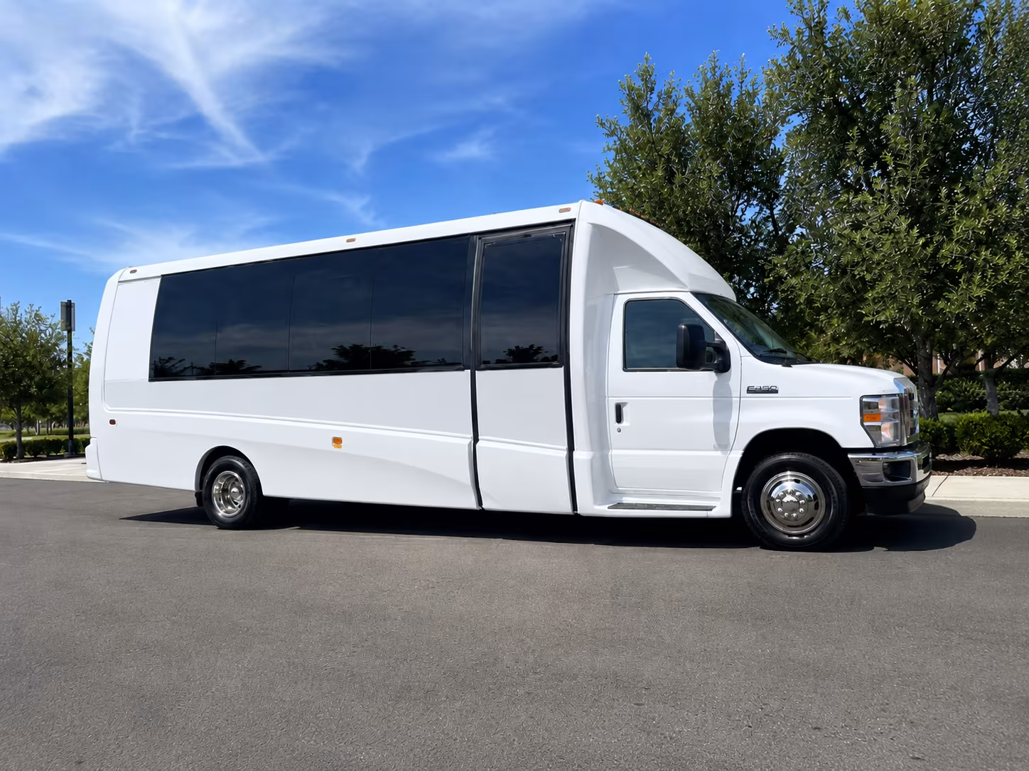 convention and conference shuttle buses in dover delaware