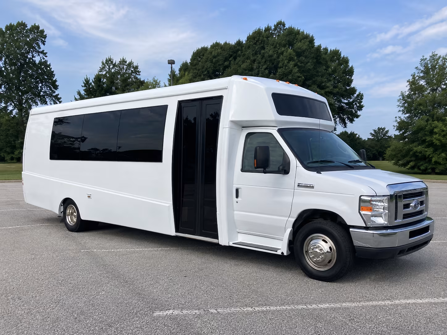 dover 18 passenger party bus